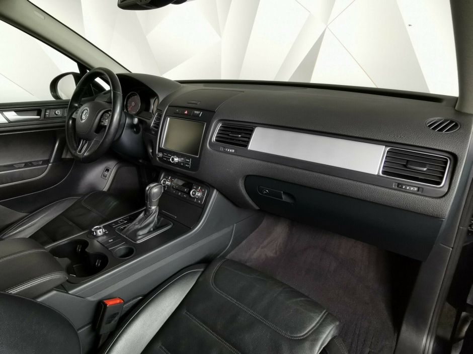 Volkswagen Touareg, 3.6 л, АТ, 2013 фото 2
