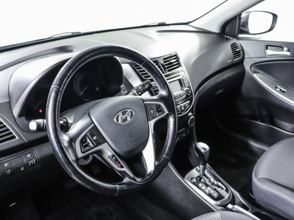 Hyundai Solaris, 1.6 л, АТ, 2015 фото 7