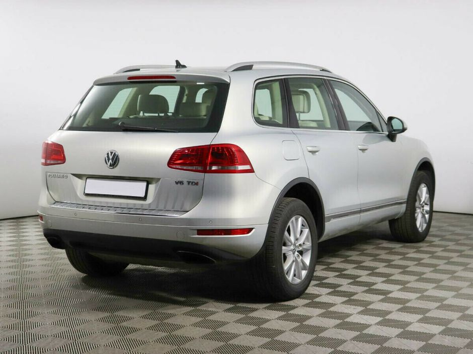 Volkswagen Touareg, 3.0 л, АТ, 2012 фото 5