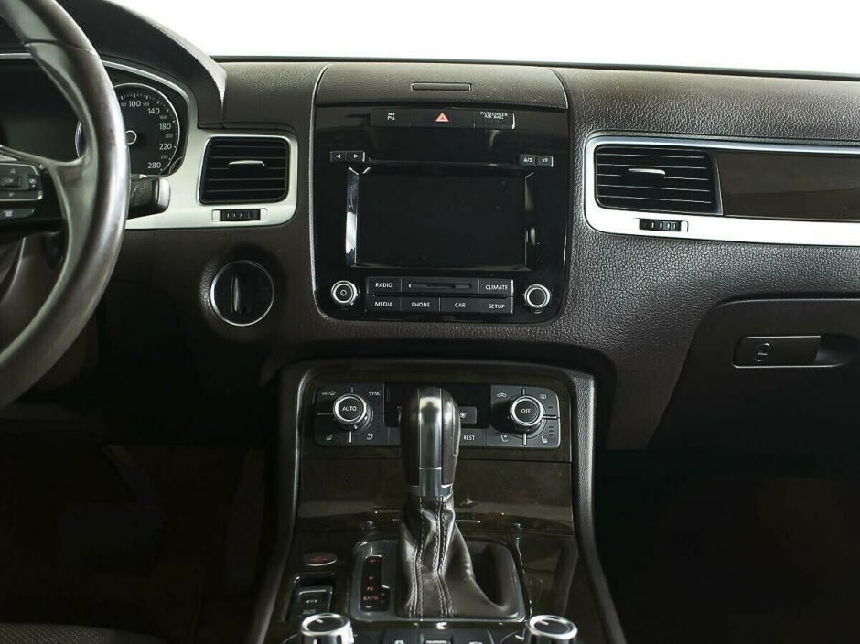 Volkswagen Touareg, 3.6 л, АТ, 2011 фото 8
