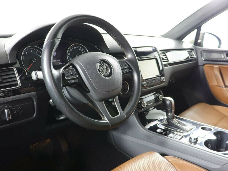 Volkswagen Touareg, 3.6 л, АТ, 2013 фото 8