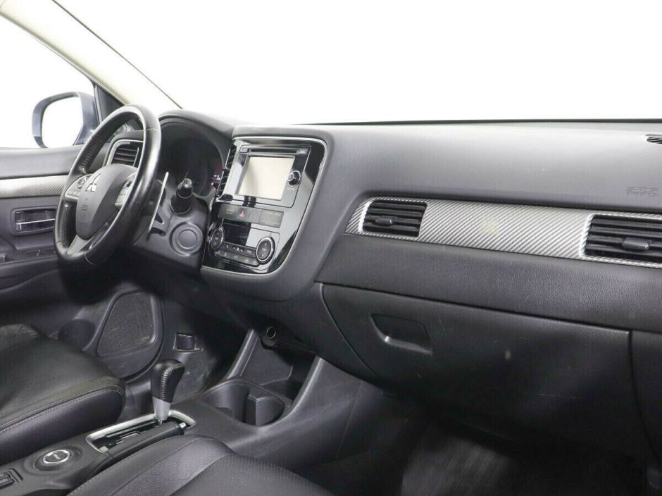 Mitsubishi Outlander, 2.4 л, Вариатор, 2014 фото 2