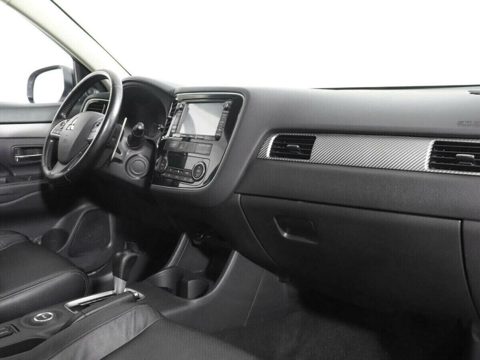 Mitsubishi Outlander, 2.4 л, Вариатор, 2014 фото 7