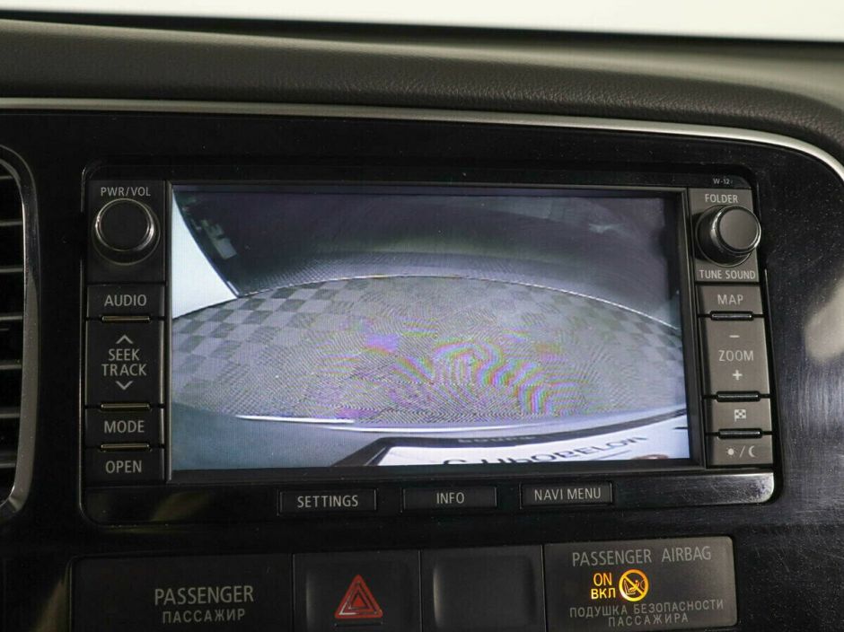 Mitsubishi Outlander, 2.4 л, Вариатор, 2014 фото 2