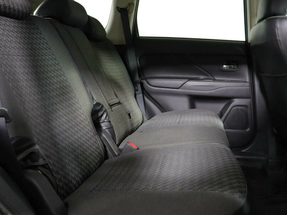 Mitsubishi Outlander, 2.4 л, Вариатор, 2018 фото 8