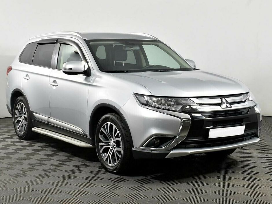 Mitsubishi Outlander, 2.0 л, Вариатор, 2018 фото 4