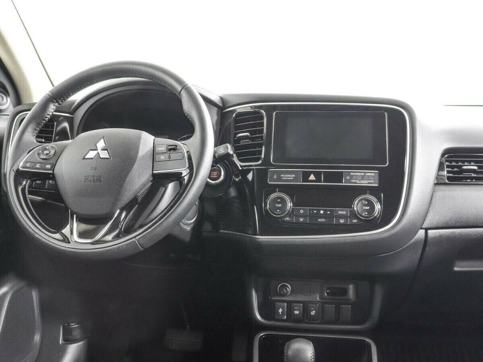 Mitsubishi Outlander, 2.0 л, Вариатор, 2019 фото 7