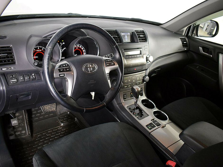 Toyota Highlander, 3.5 л, АТ, 2012 фото 6
