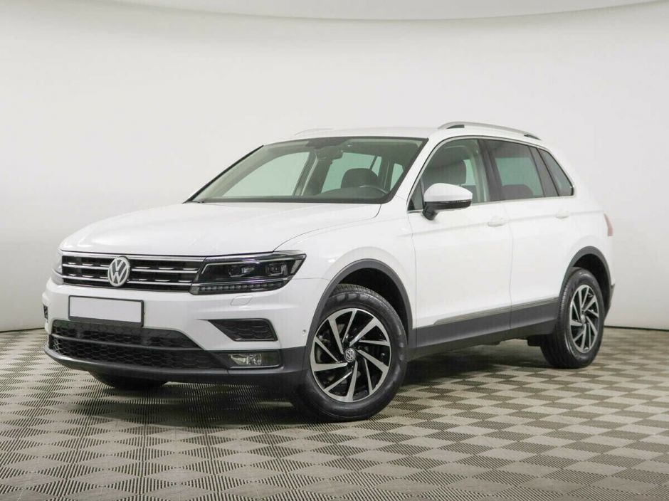 Volkswagen Tiguan, 1.5 л, Робот, 2018 фото 3