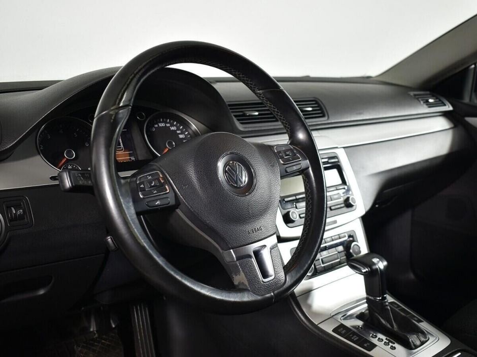Volkswagen Passat CC, 1.8 л, Робот, 2010 фото 7