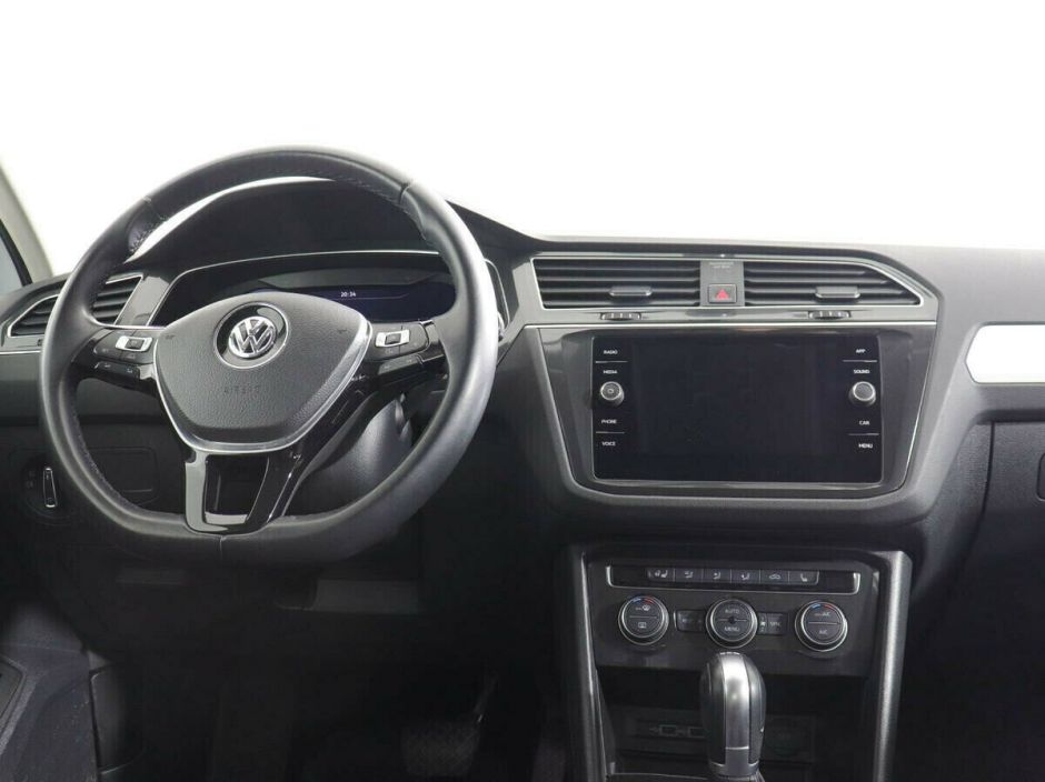 Volkswagen Tiguan, 2.0 л, Робот, 2017 фото 7