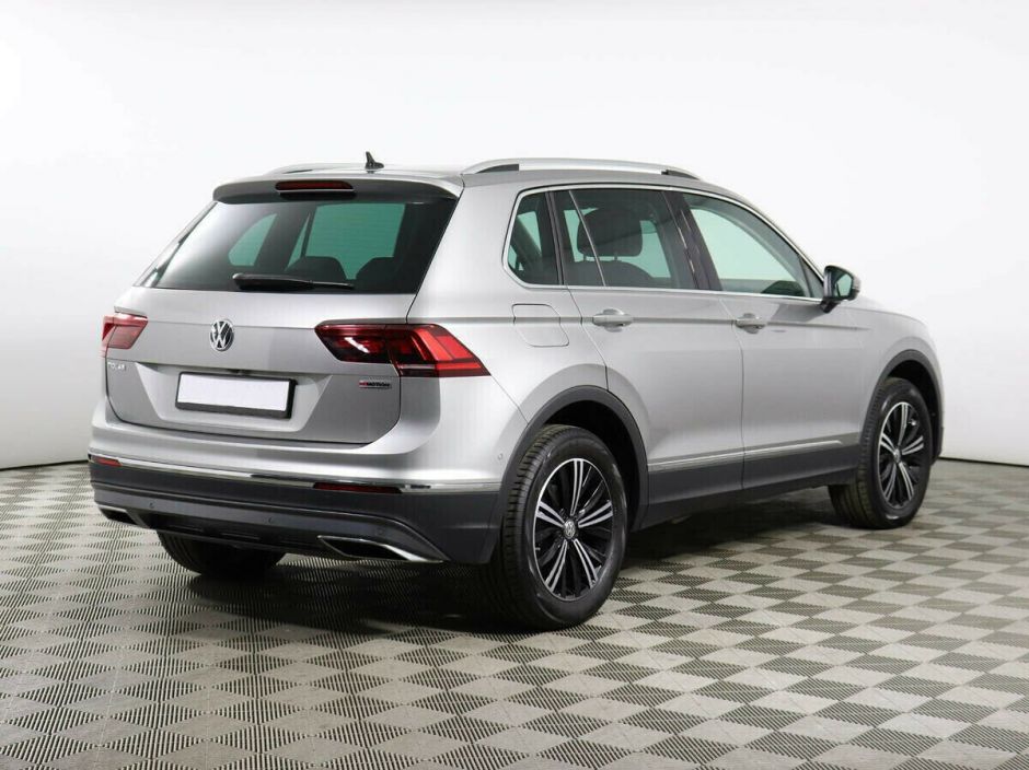 Volkswagen Tiguan, 2.0 л, Робот, 2018 фото 6