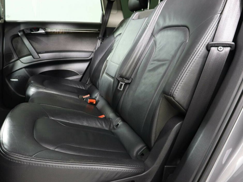 Audi Q7, 3.0 л, АТ, 2010 фото 1