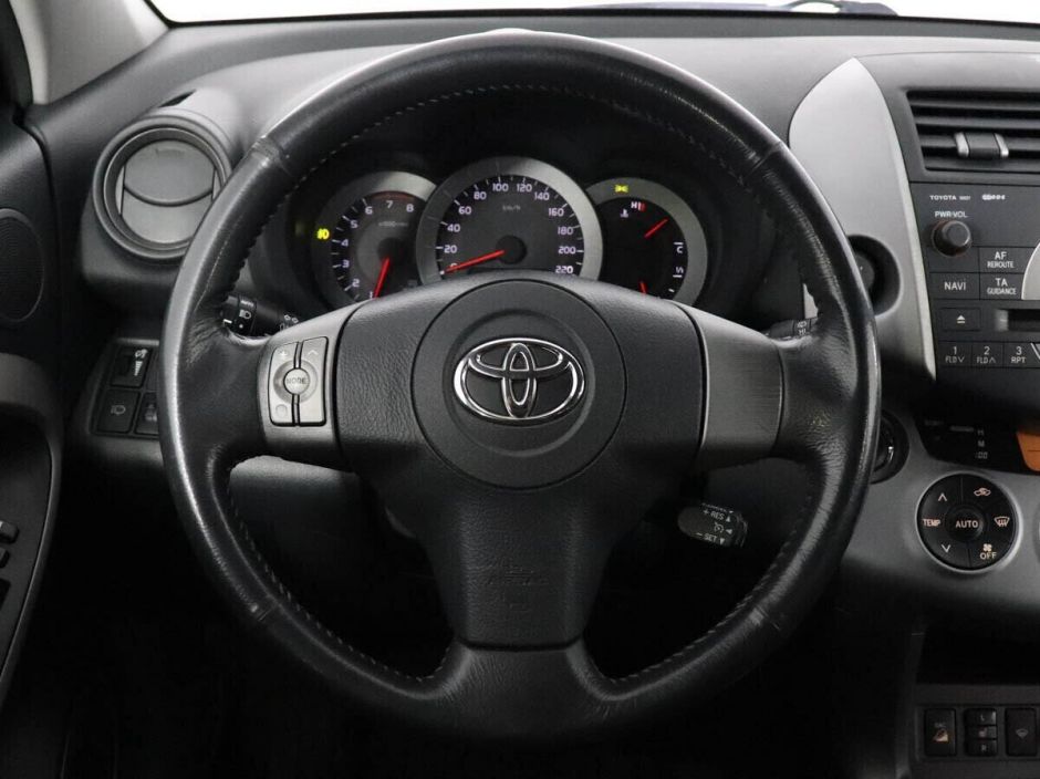 Toyota RAV4, 2.0 л, АТ, 2006 фото 8