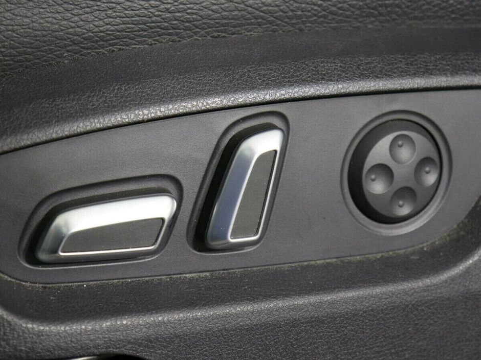 Audi Q7, 3.0 л, АТ, 2012 фото 10