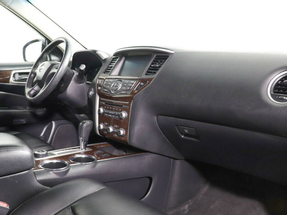 Nissan Pathfinder, 3.5 л, Вариатор, 2016 фото 8