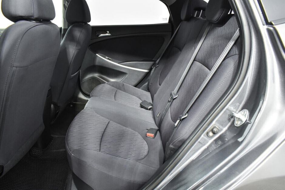 Hyundai Solaris, 1.6 л, МТ, 2013 фото 2