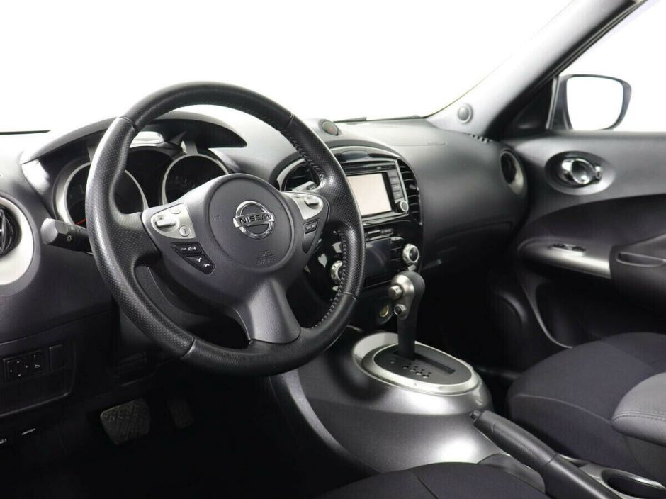 Nissan Juke, 1.6 л, Вариатор, 2018 фото 2