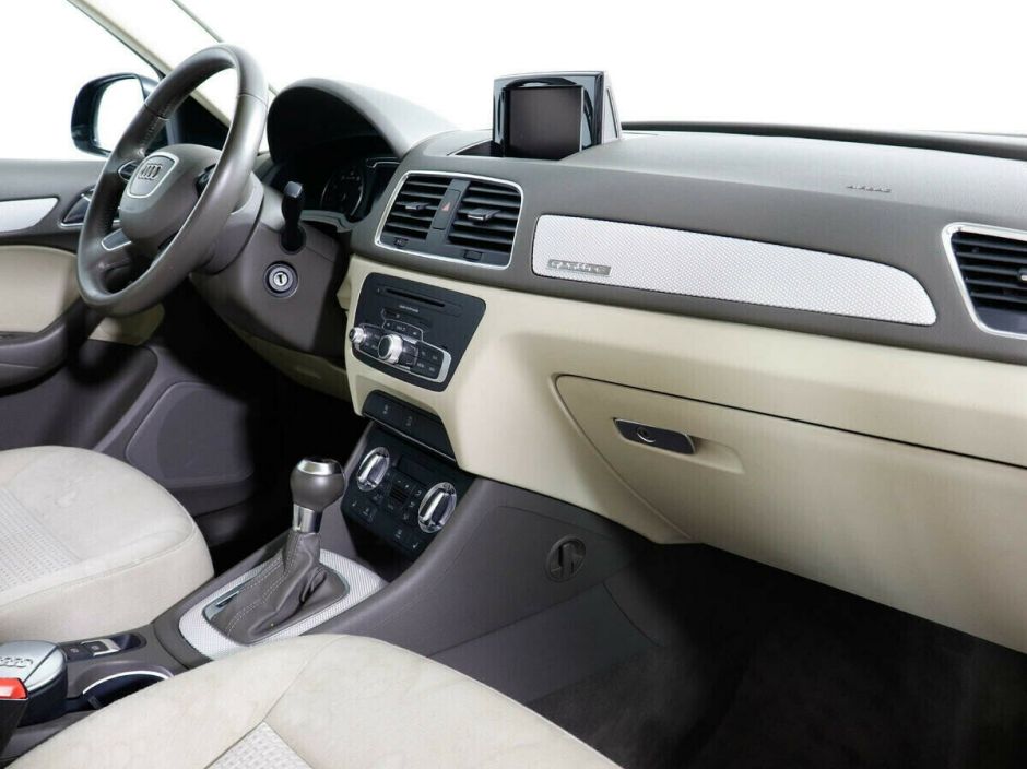 Audi Q3, 2.0 л, Робот, 2013 фото 7