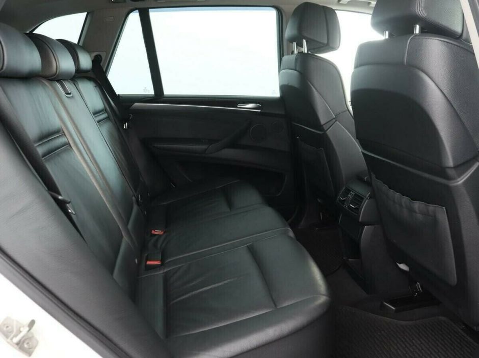 BMW X5, 3.0 л, АТ, 2010 фото 9