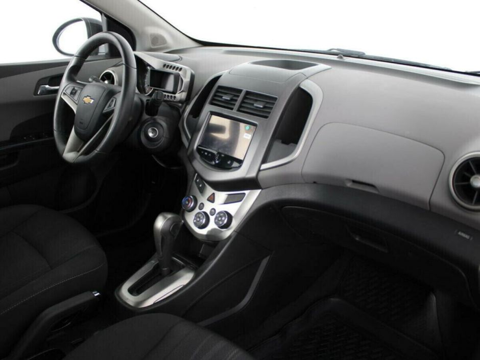 Chevrolet Aveo, 1.6 л, АТ, 2014 фото 2