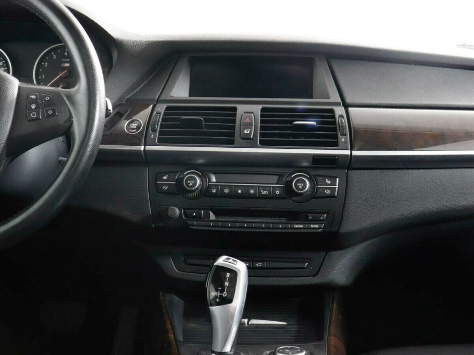 BMW X5, 3.0 л, АТ, 2010 фото 2