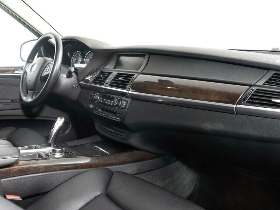 BMW X5, 3.0 л, АТ, 2010 фото 1