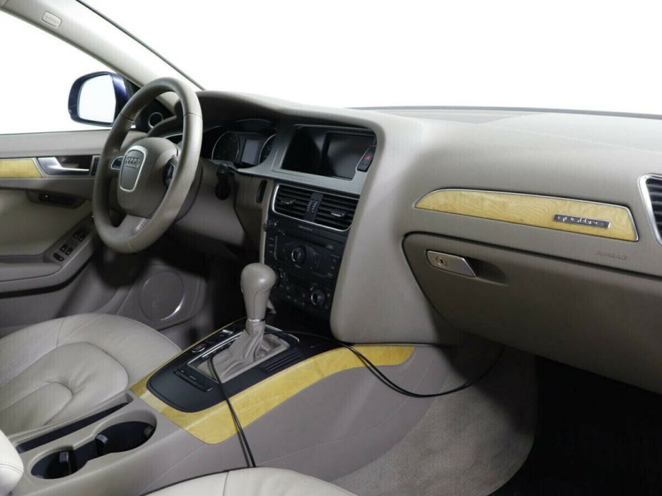 Audi A4, 3.2 л, АТ, 2009 фото 7