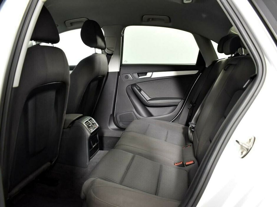 Audi A4, 1.8 л, Вариатор, 2015 фото 1