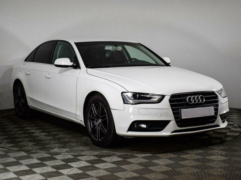 Audi A4, 1.8 л, Вариатор, 2014 фото 4