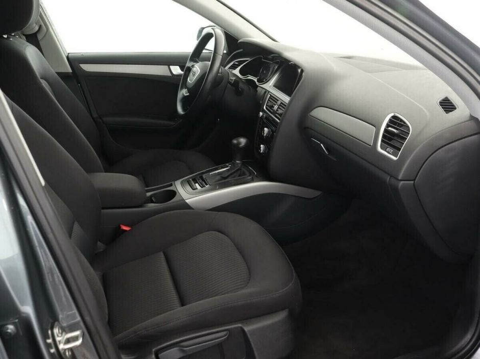 Audi A4, 1.8 л, Вариатор, 2015 фото 8