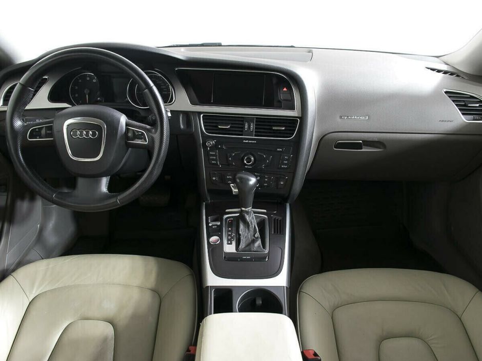 Audi A5, 3.2 л, АТ, 2010 фото 7