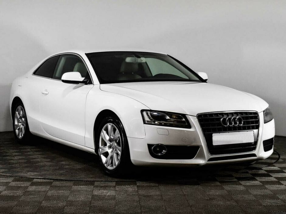 Audi A5, 1.8 л, Вариатор, 2010 фото 4