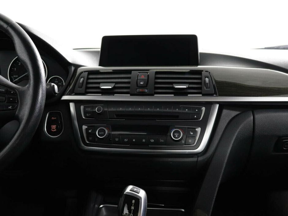 BMW 3 серии, 2.0 л, АТ, 2012 фото 1