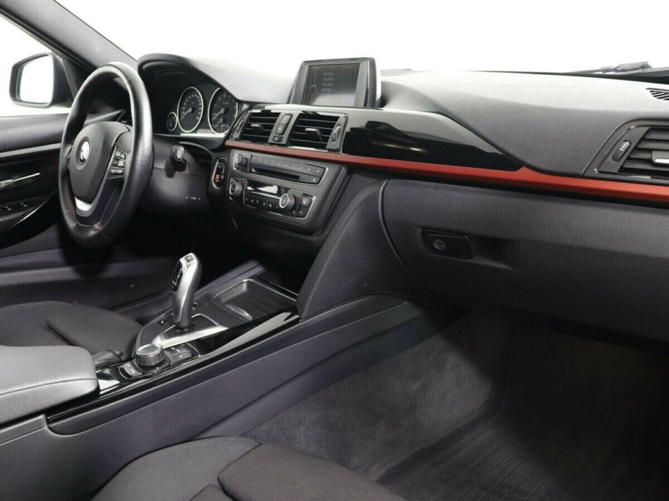 BMW 3 серии, 2.0 л, АТ, 2013 фото 8