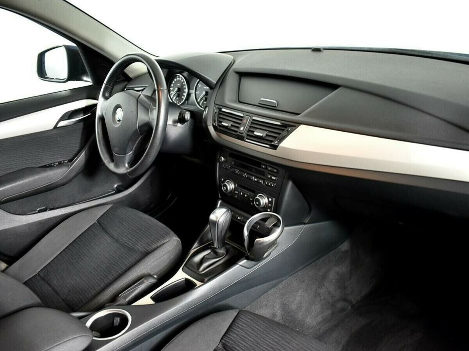 BMW X1, 2.0 л, АТ, 2014 фото 2