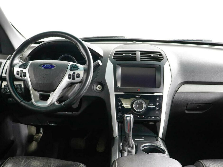 Ford Explorer, 3.5 л, АТ, 2013 фото 9