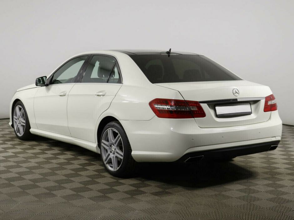 Mercedes-Benz E-Класс, 3.0 л, АТ, 2011 фото 6