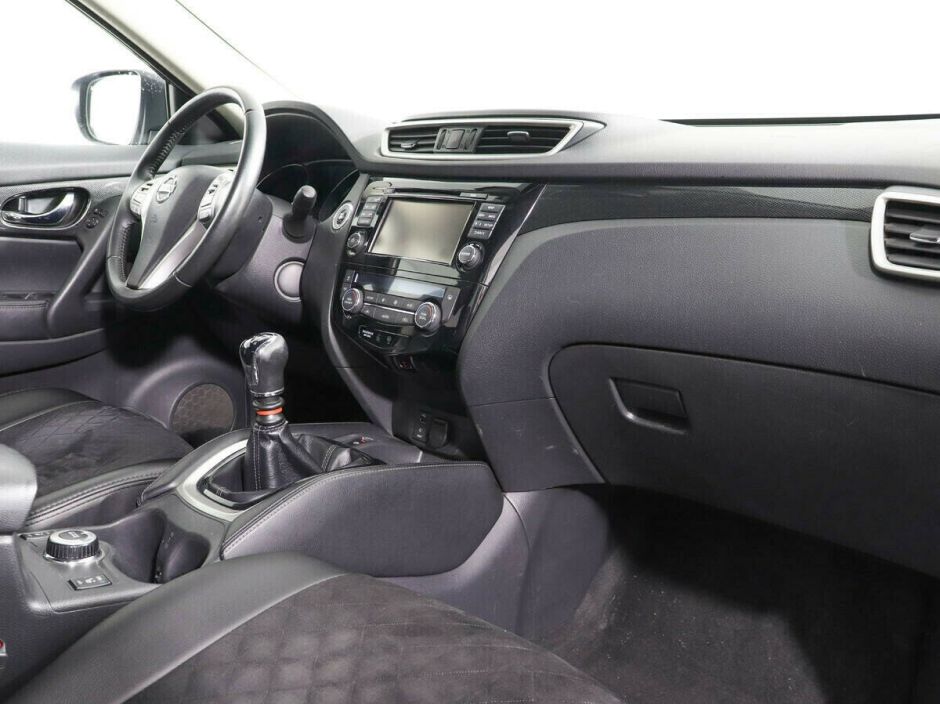 Nissan X-Trail, 1.6 л, МТ, 2015 фото 8