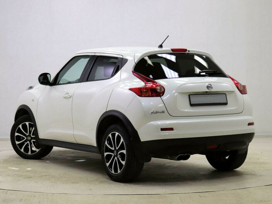 Nissan Juke, 1.6 л, МТ, 2013 фото 6