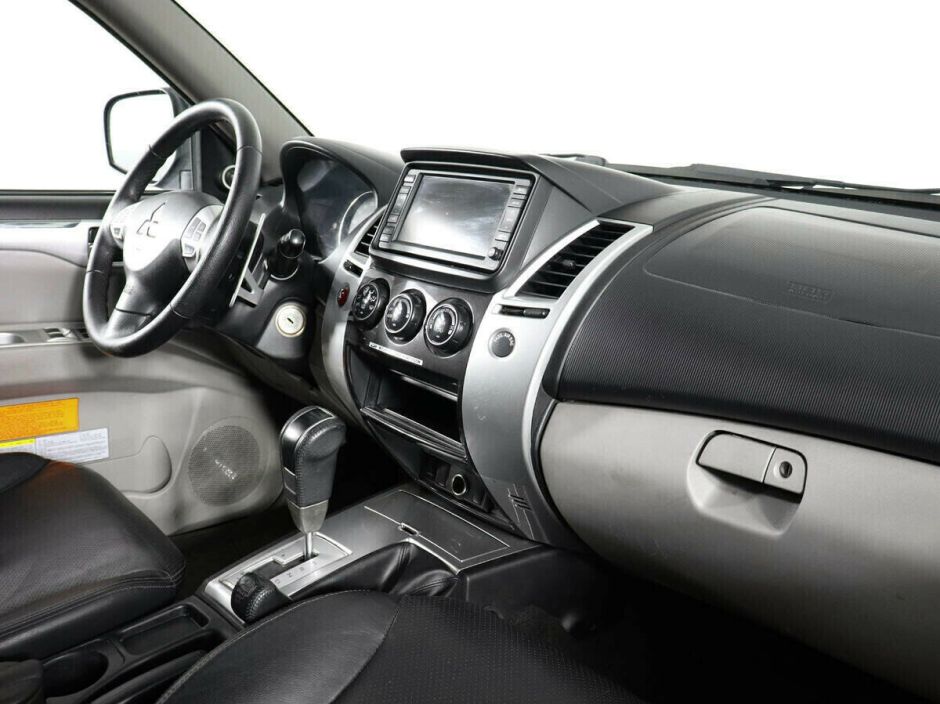 Mitsubishi Pajero Sport, 2.5 л, АТ, 2012 фото 7