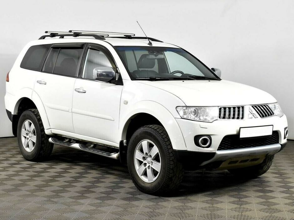 Mitsubishi Pajero Sport, 3.0 л, АТ, 2010 фото 4