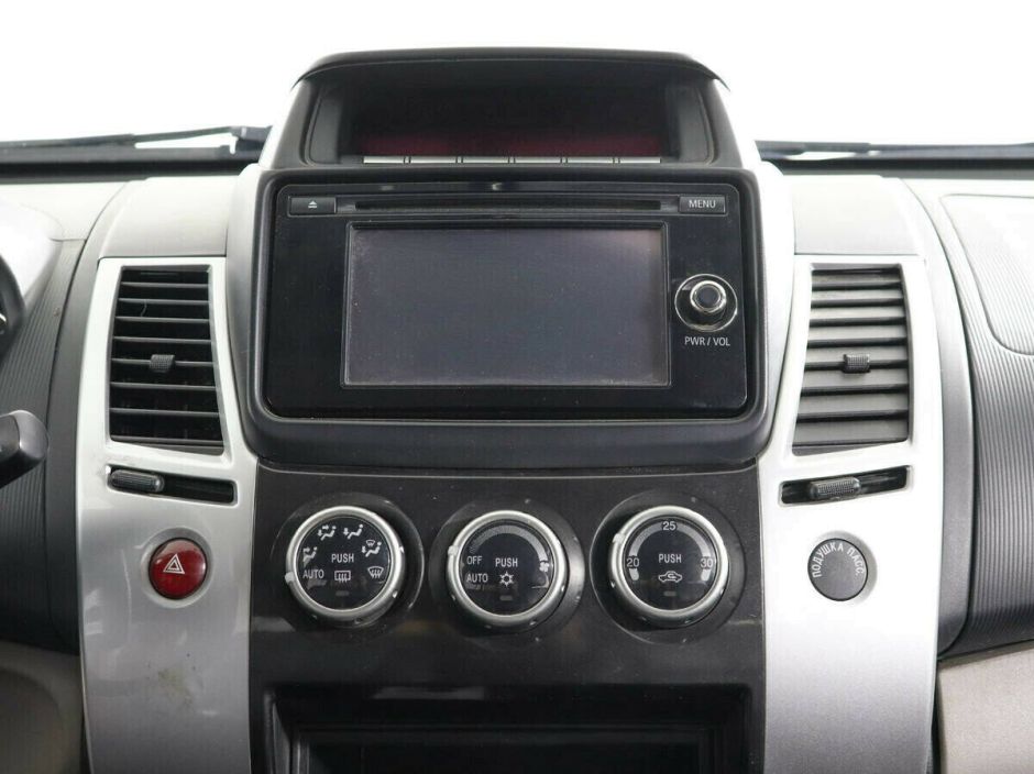 Mitsubishi Pajero Sport, 2.4 л, АТ, 2015 фото 1
