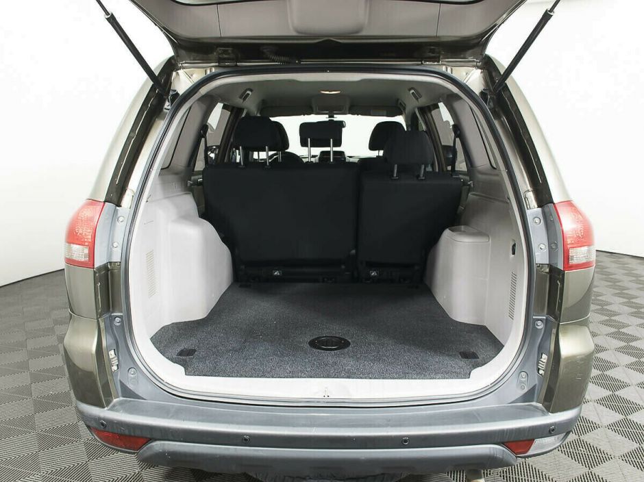 Mitsubishi Pajero Sport, 2.5 л, АТ, 2014 фото 1