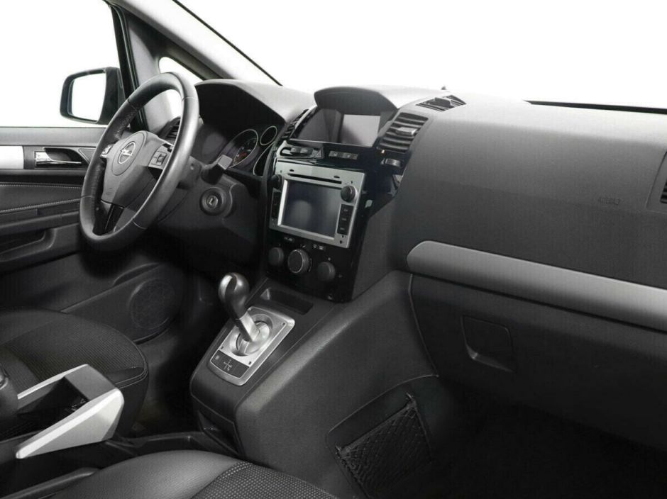 Opel Zafira, 1.8 л, Робот, 2011 фото 9