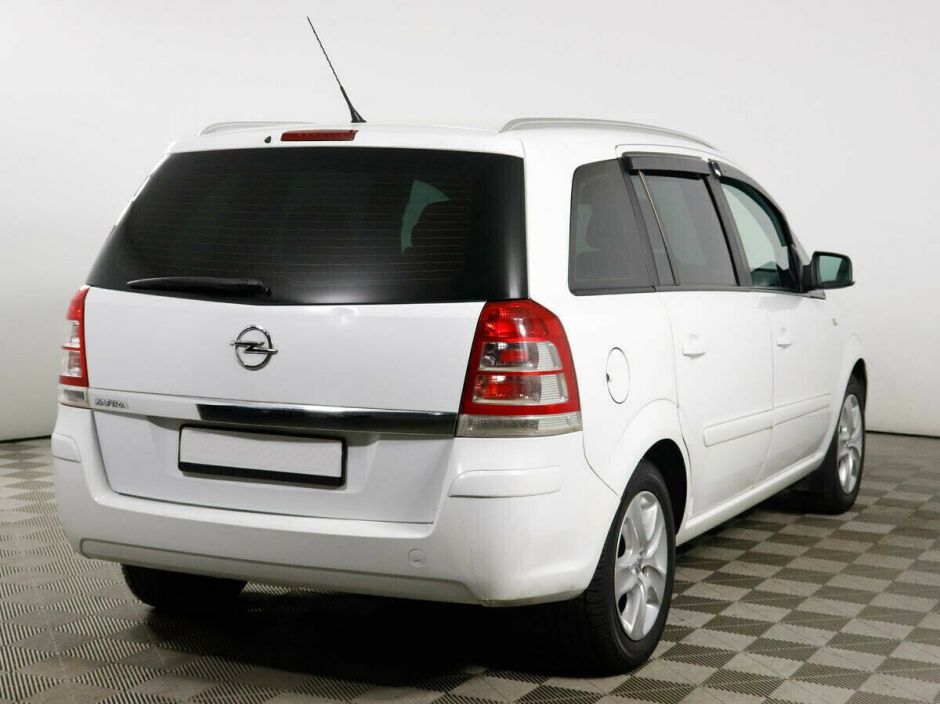 Opel Zafira, 1.8 л, Робот, 2010 фото 6