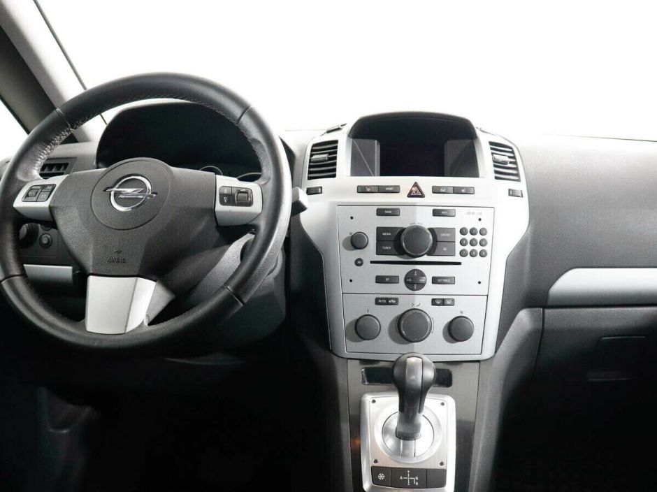 Opel Zafira, 1.8 л, Робот, 2010 фото 8