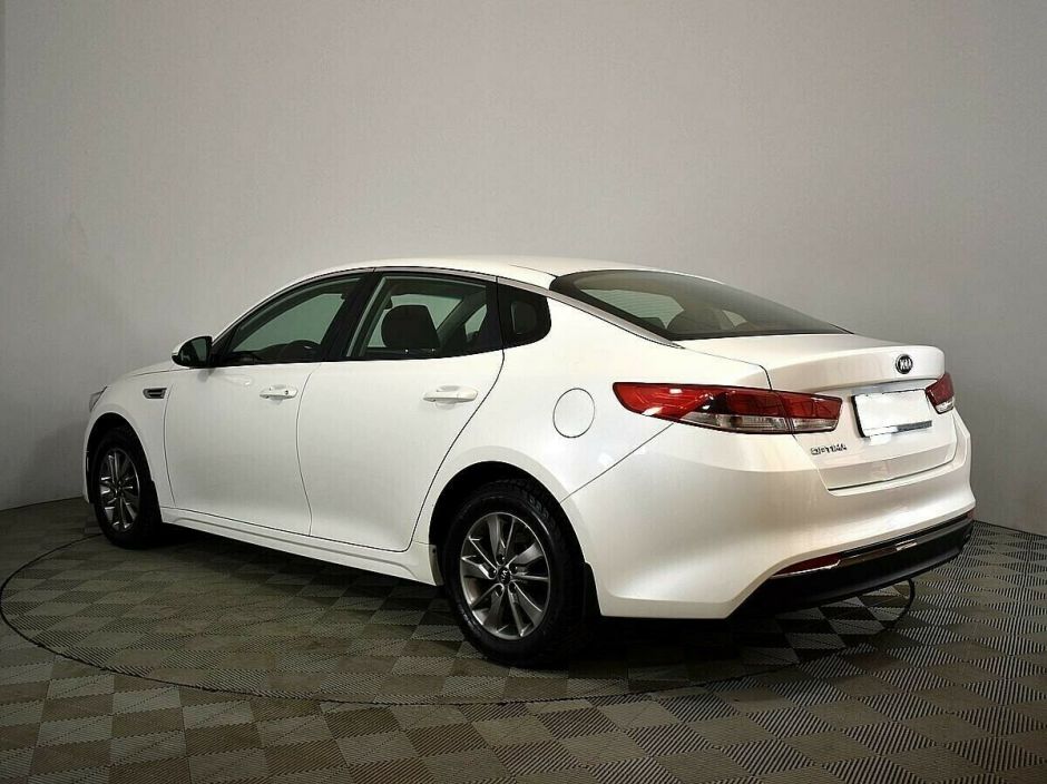 Kia Optima, 2.0 л, АТ, 2016 фото 6