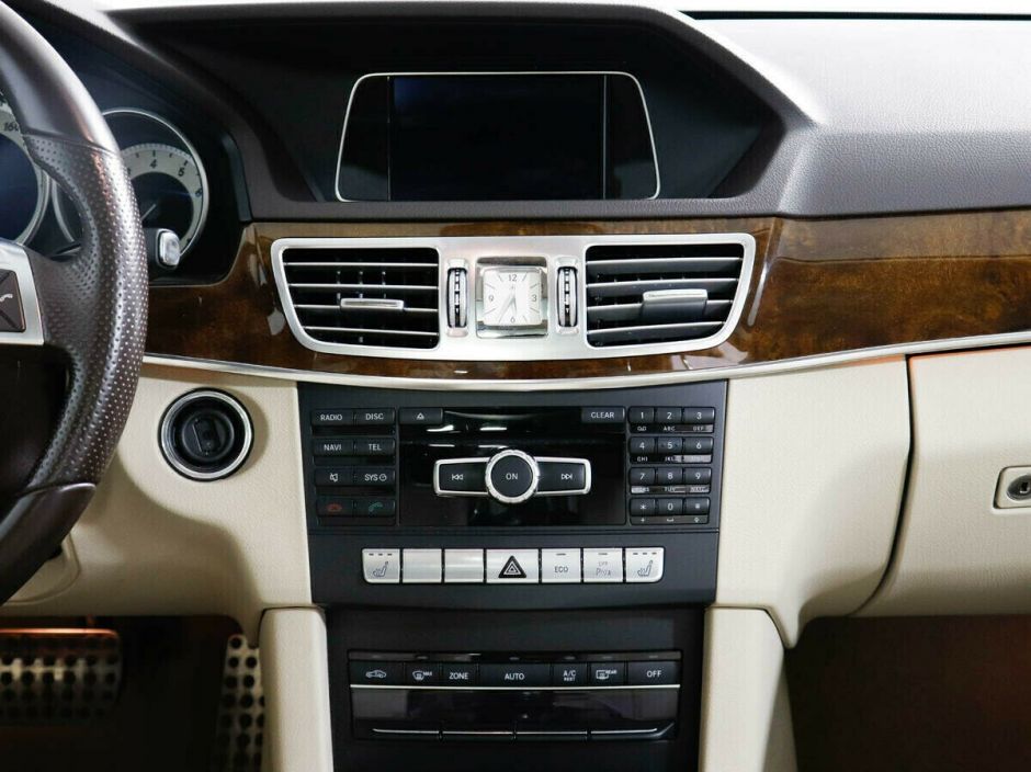 Mercedes-Benz E-Класс, 2.0 л, АТ, 2015 фото 10