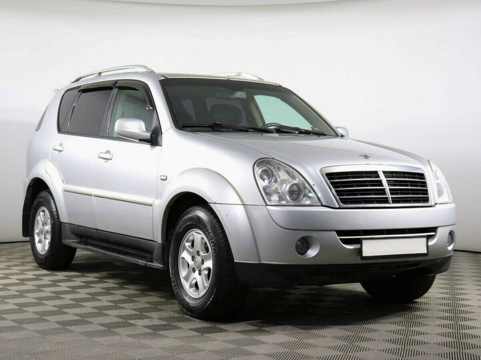 SsangYong Rexton, 2.7 л, АТ, 2010 фото 4